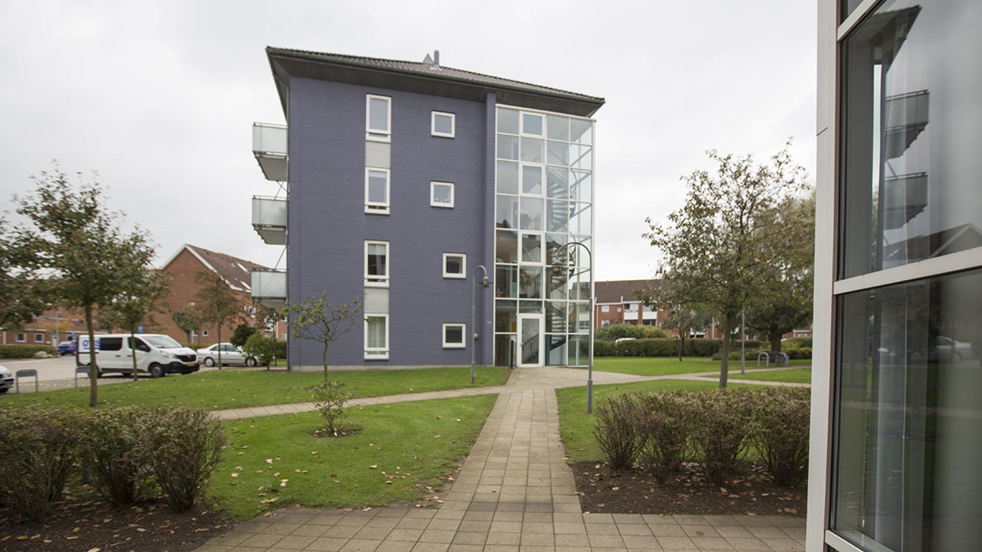 department-image-4